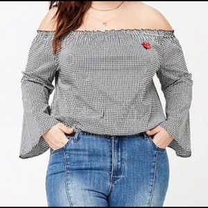Plus Size Shoulder Top